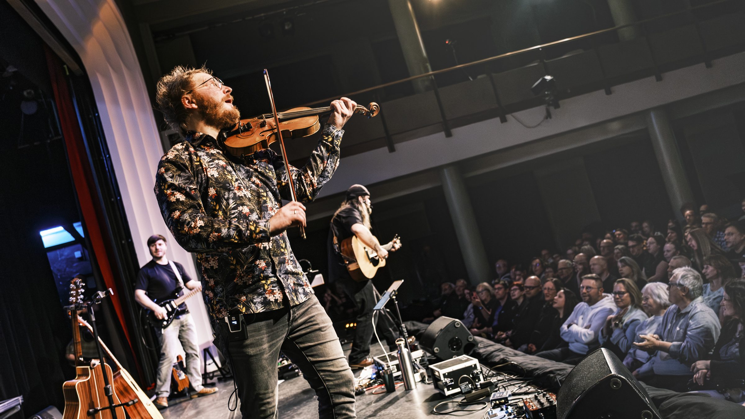 Lukas Bergmann-Gabel Violine Thüringen Geiger Whysker Holly Loose Freital Kulturhaus Kristin Hofmann